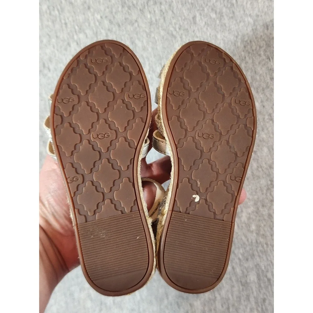 UGG Sandals Toddler Girls 11 Silver Metallic Glitter Espadrille F16018A